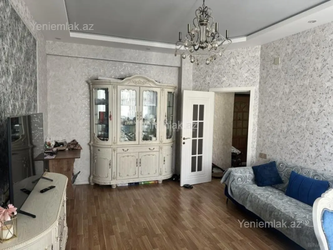 Satılır 2 otaqlı yeni tikili 70 m²