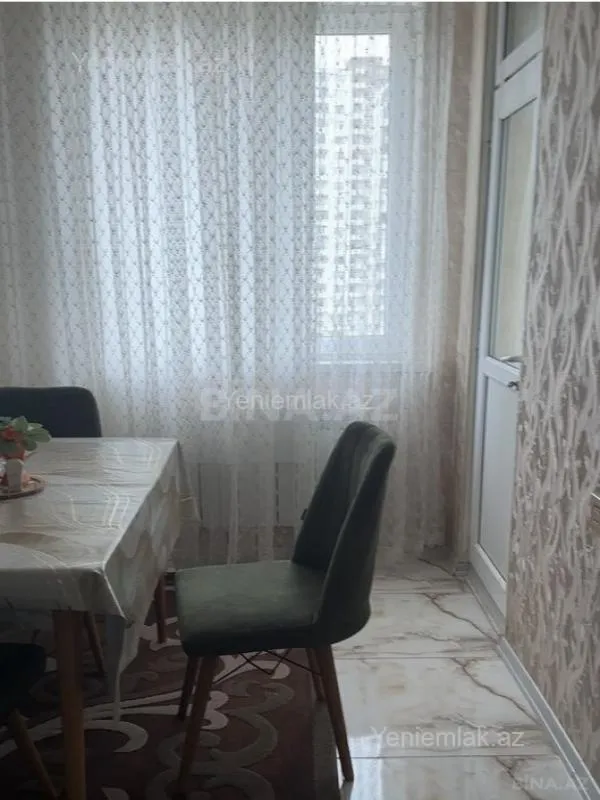 Satılır 2 otaqlı yeni tikili 70 m²
