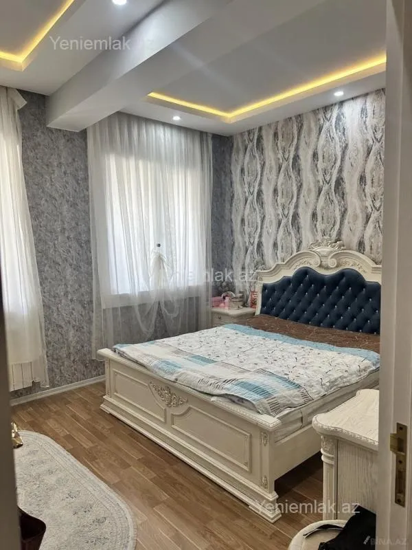 Satılır 2 otaqlı yeni tikili 70 m²