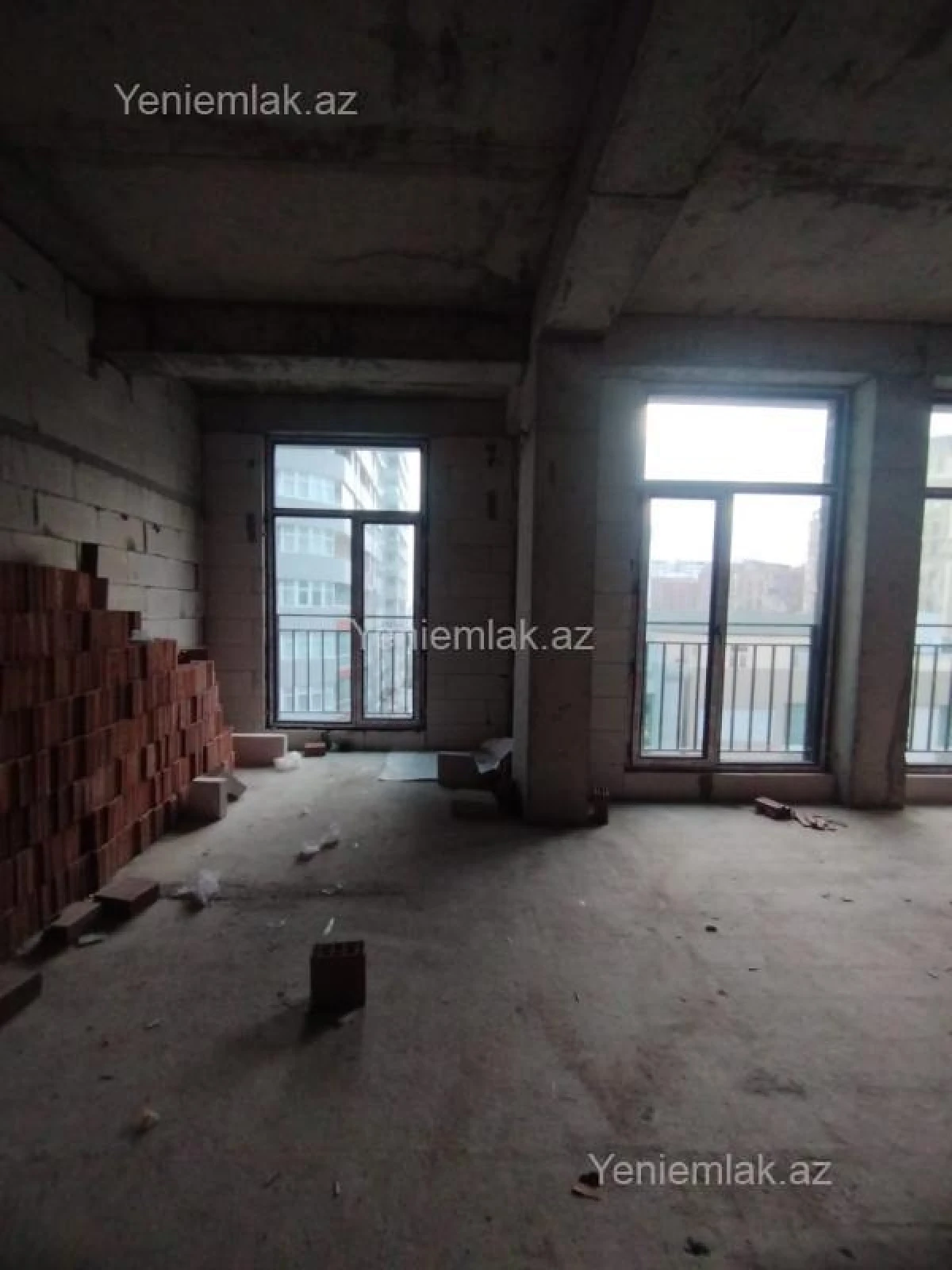 Satılır 3 otaqlı yeni tikili 157 m²