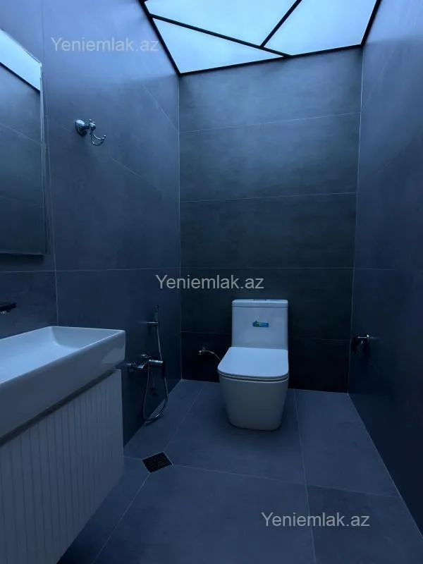 Satılır 3 otaqlı yeni tikili 105 m²