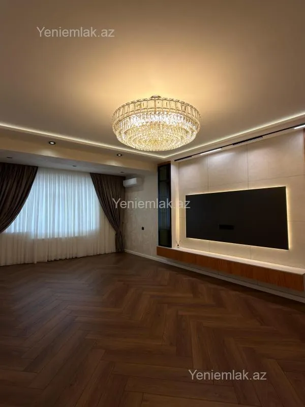 Satılır 3 otaqlı yeni tikili 105 m²