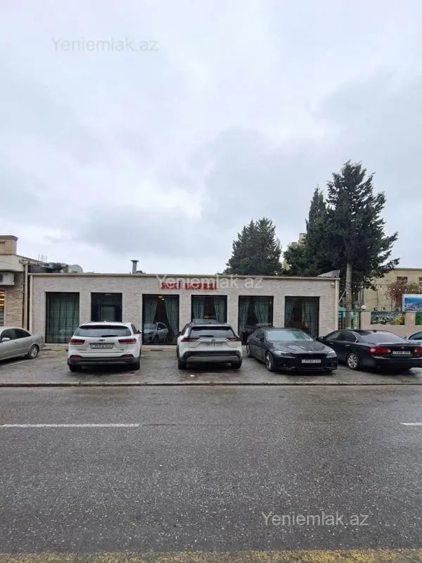 Satılır 5 otaqlı obyekt 300 m²