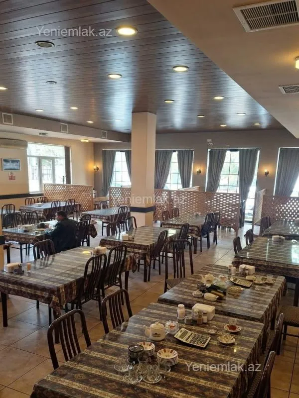 Satılır 5 otaqlı obyekt 300 m²