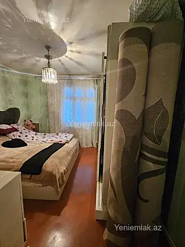 Satılır 1 otaqlı köhnə tikili 64 m²