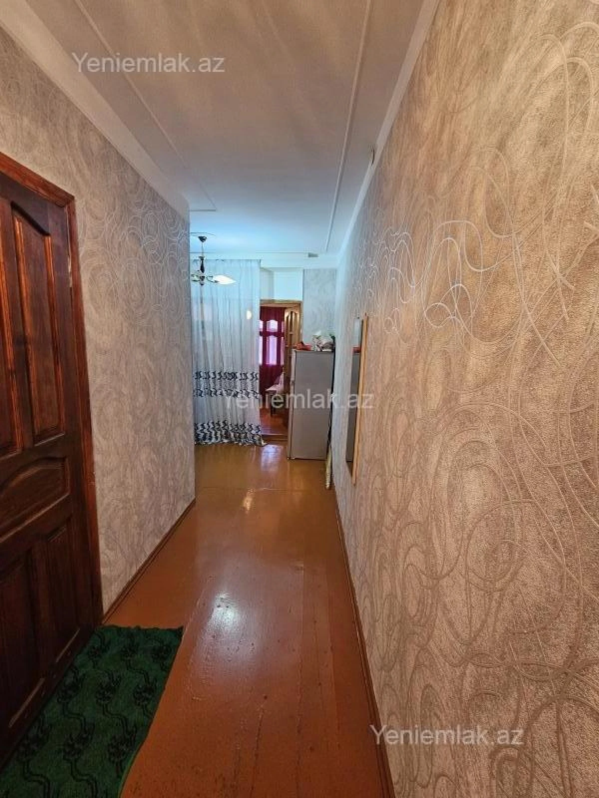 Satılır 1 otaqlı köhnə tikili 64 m²