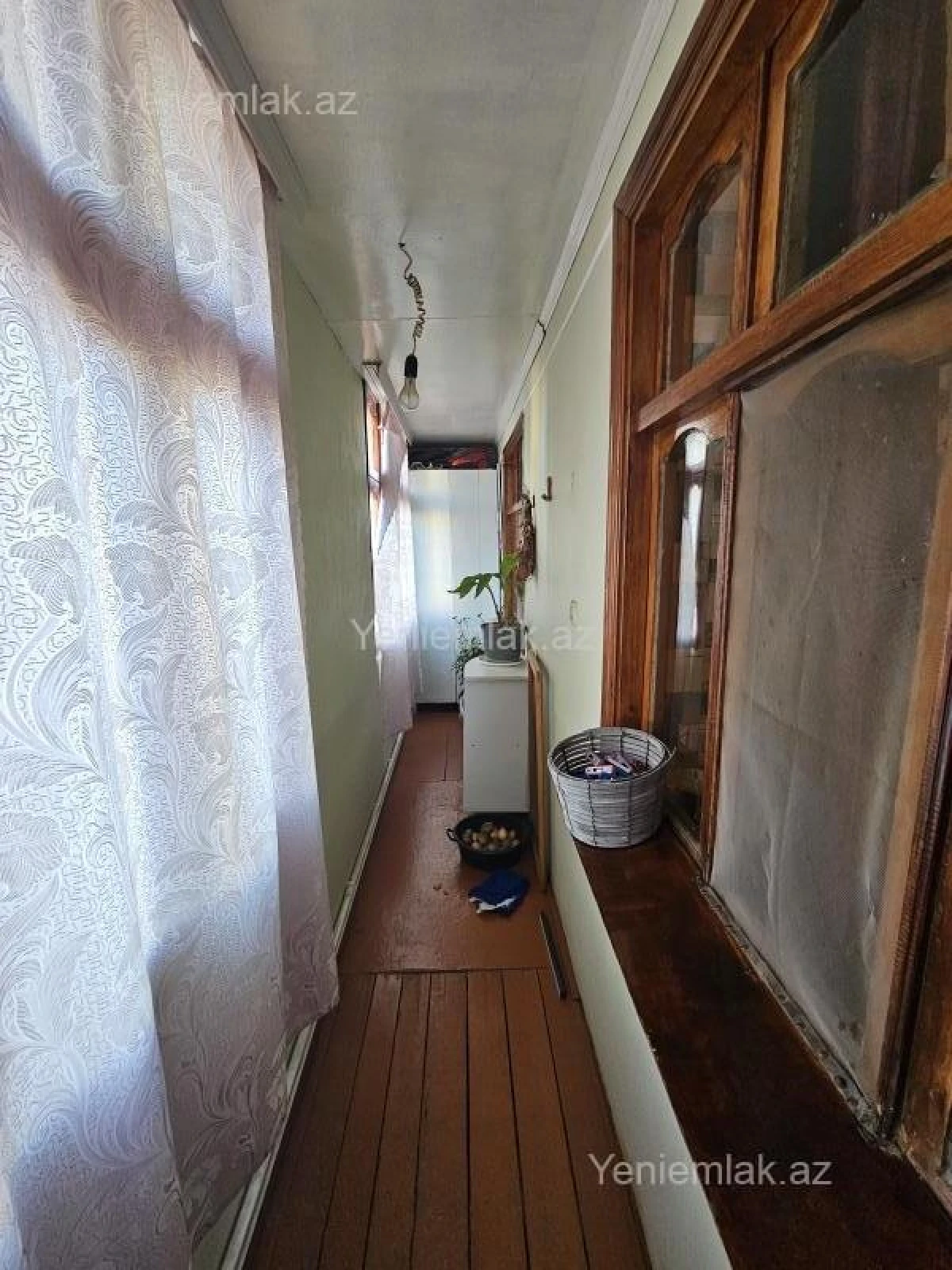 Satılır 1 otaqlı köhnə tikili 64 m²