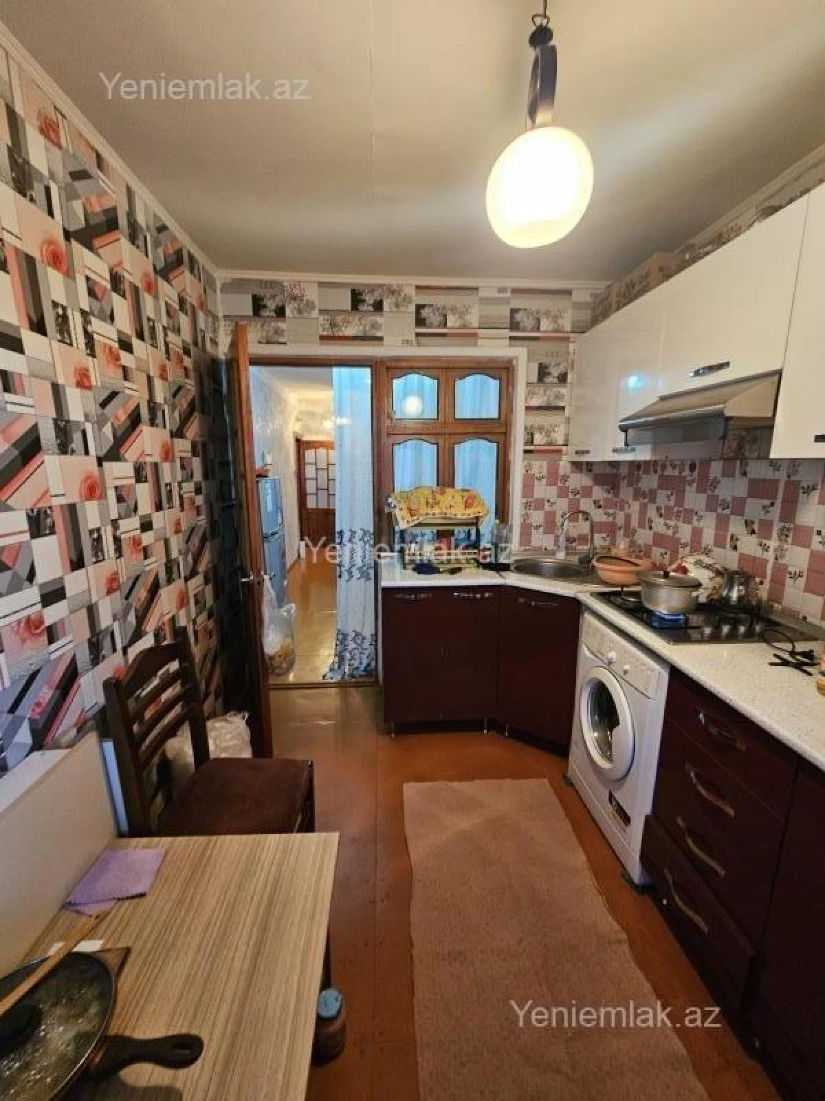 Satılır 1 otaqlı köhnə tikili 64 m²