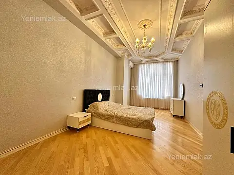 Satılır 3 otaqlı yeni tikili 140 m²