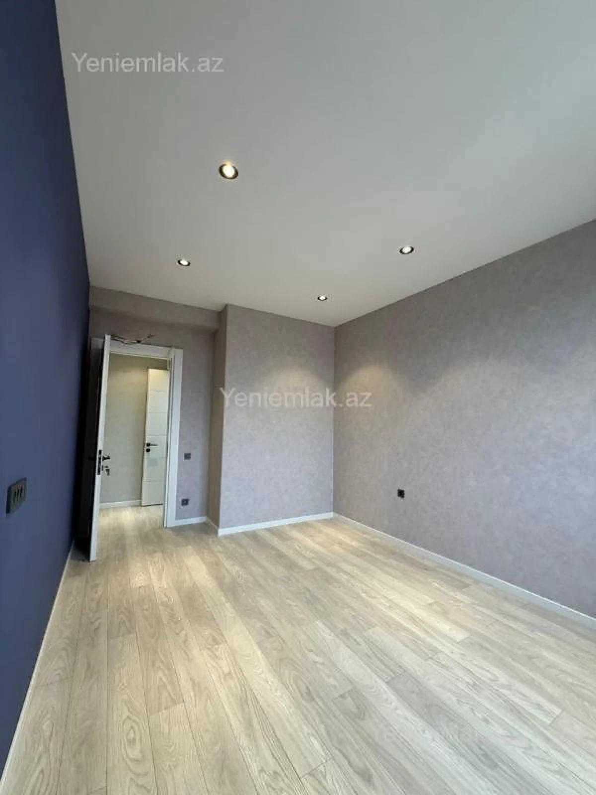 Satılır 3 otaqlı yeni tikili 77.7 m²