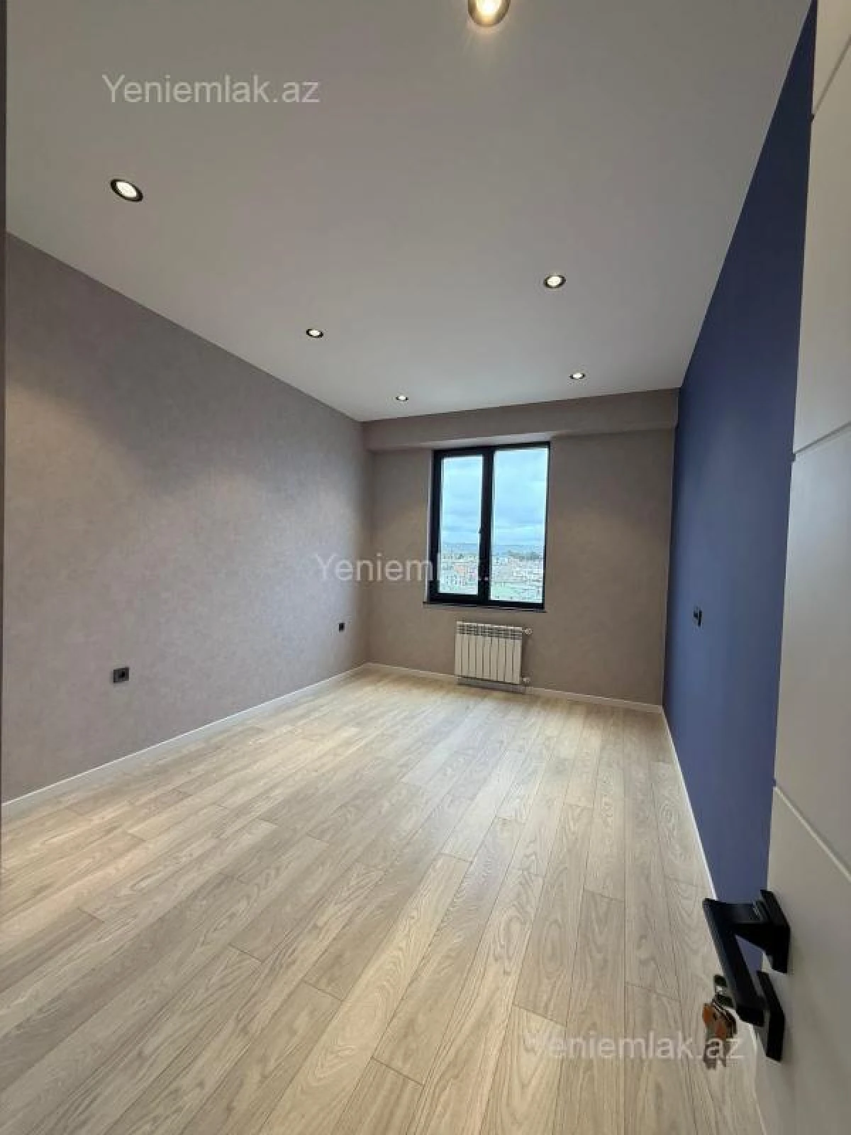 Satılır 3 otaqlı yeni tikili 77.7 m²