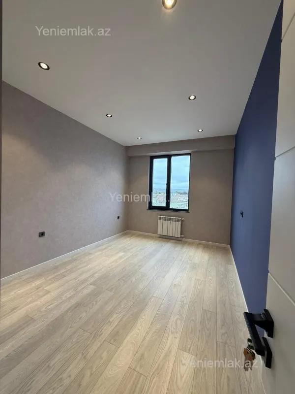 Satılır 3 otaqlı yeni tikili 77.7 m²