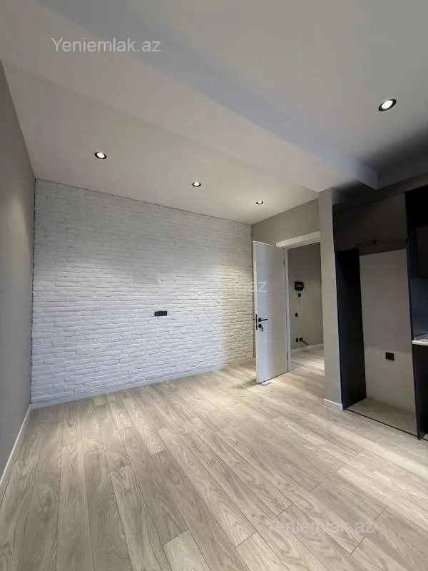 Satılır 3 otaqlı yeni tikili 77.7 m²