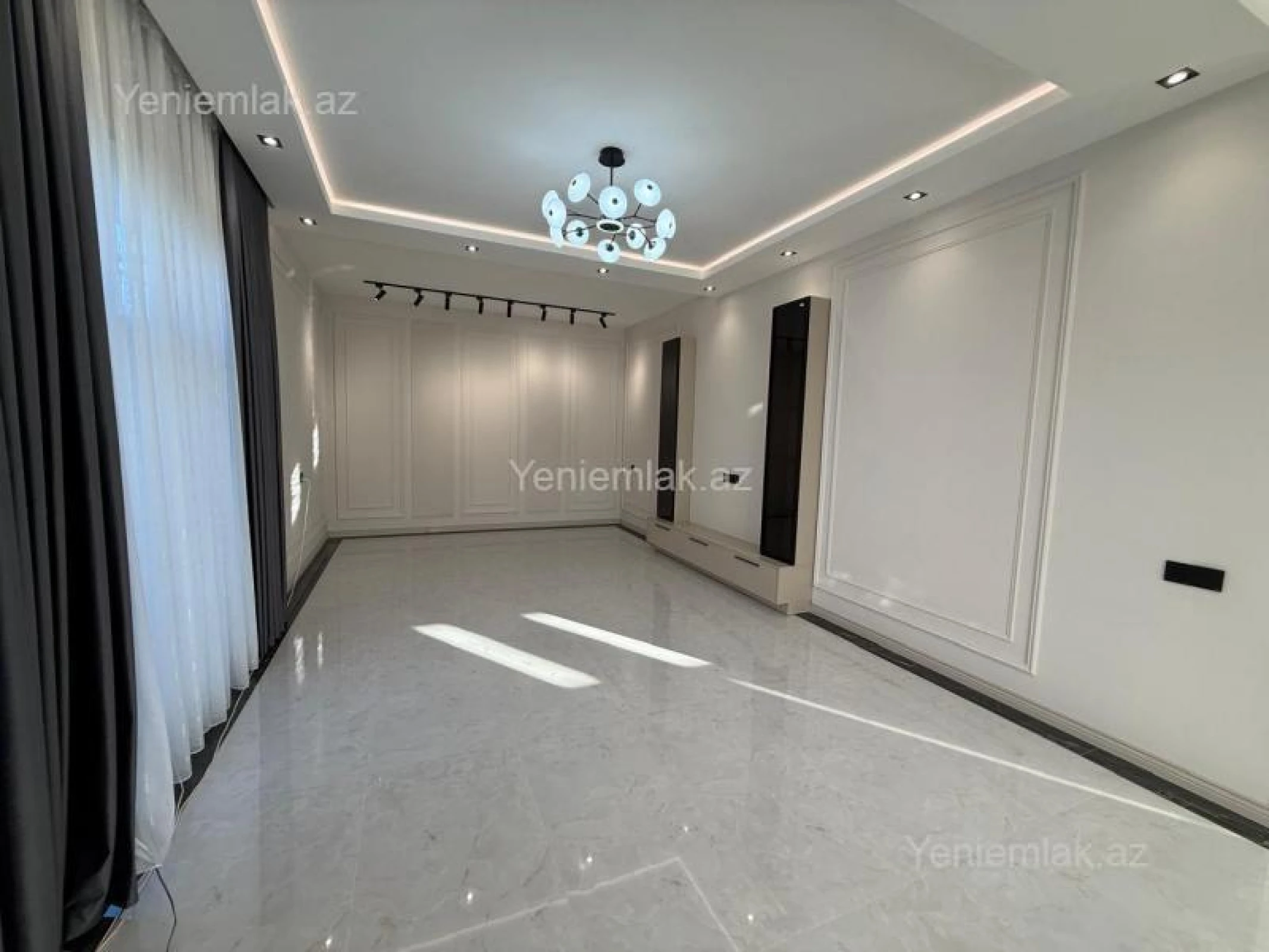 Satılır 7 otaqlı həyət evi 350 m²
