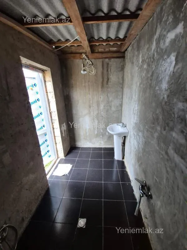 Satılır 3 otaqlı həyət evi 70 m²