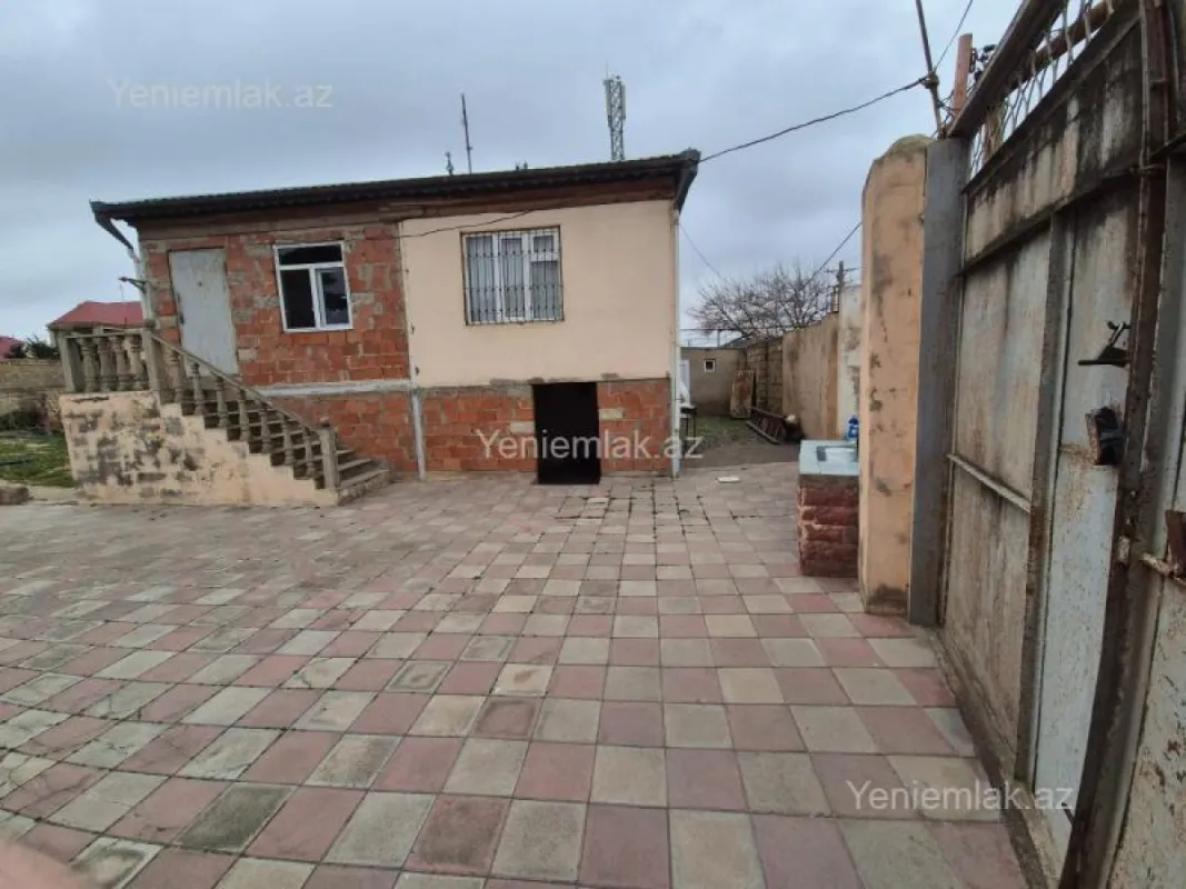 Satılır 3 otaqlı həyət evi 70 m²