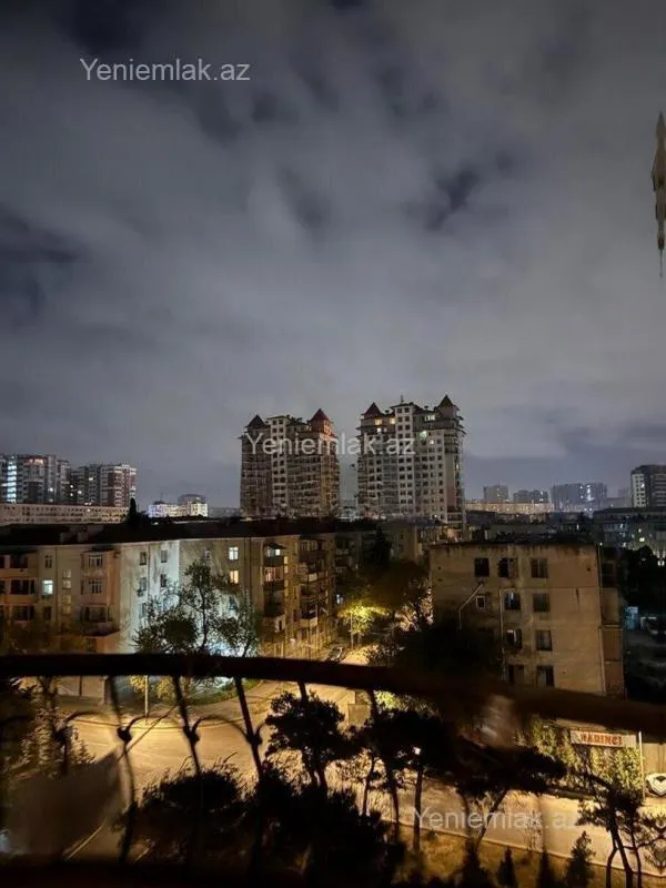 Satılır 2 otaqlı yeni tikili 70 m²