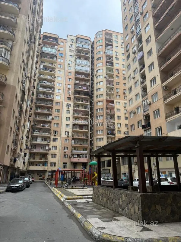 Satılır 3 otaqlı yeni tikili 104 m²