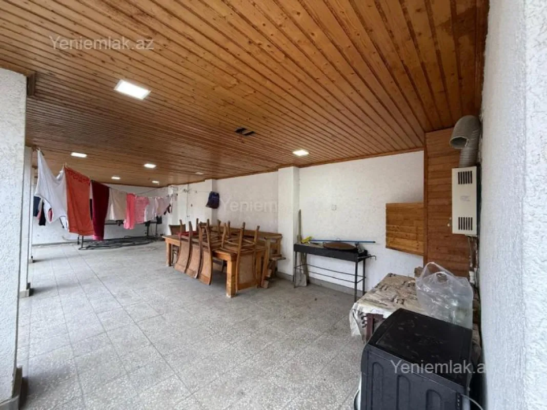 Satılır 6 otaqlı həyət evi 130 m²