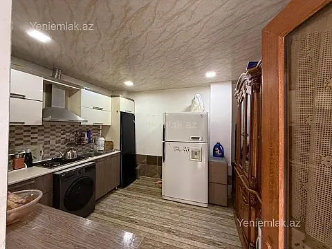 Satılır 6 otaqlı həyət evi 130 m²