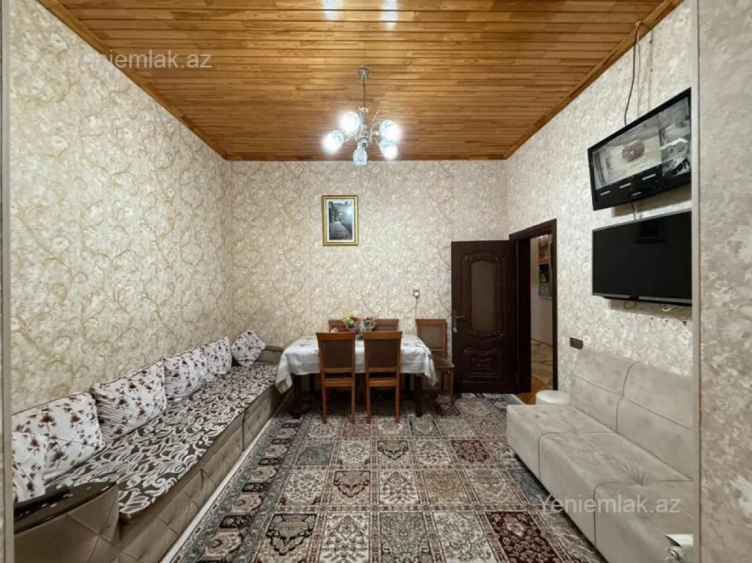 Satılır 6 otaqlı həyət evi 130 m²