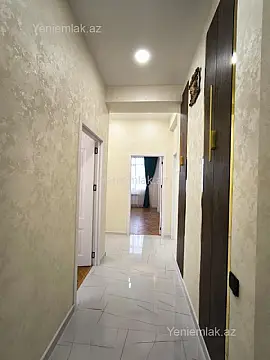 Satılır 3 otaqlı yeni tikili 100 m²