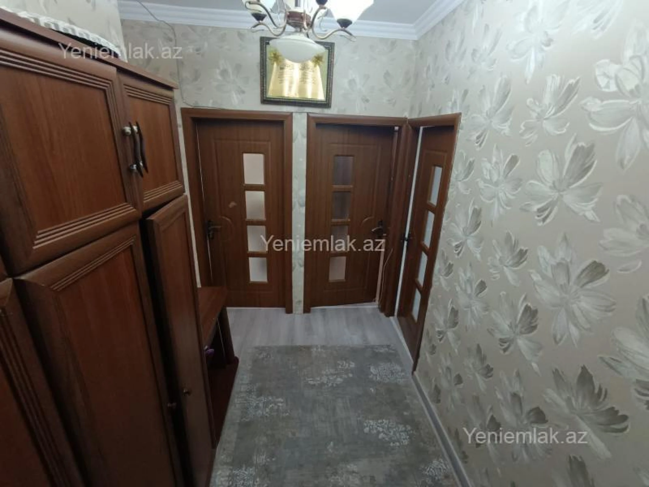 Satılır 3 otaqlı köhnə tikili 85 m²