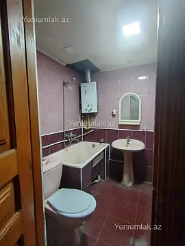 Satılır 2 otaqlı köhnə tikili 55 m²