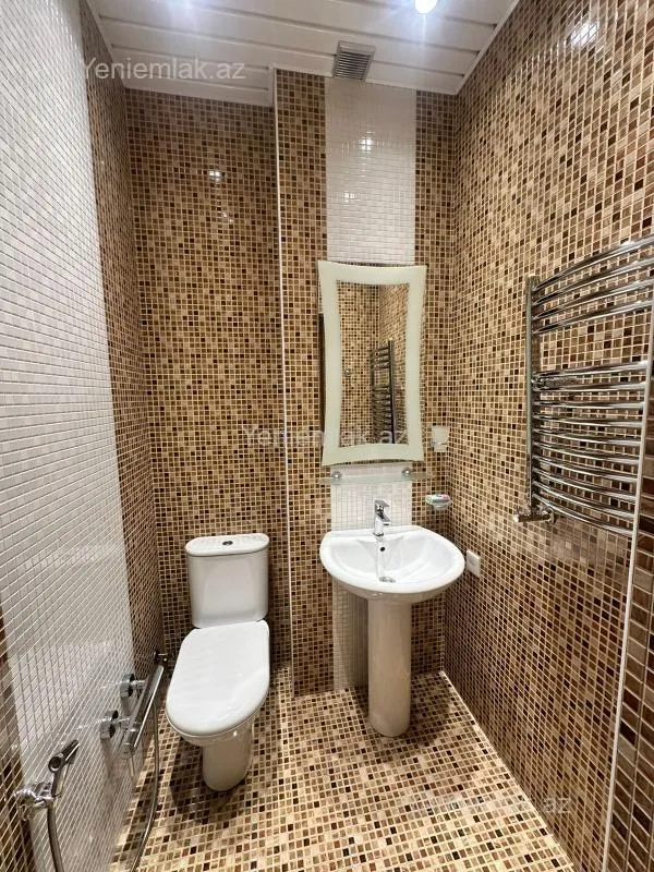 Satılır 3 otaqlı yeni tikili 122 m²