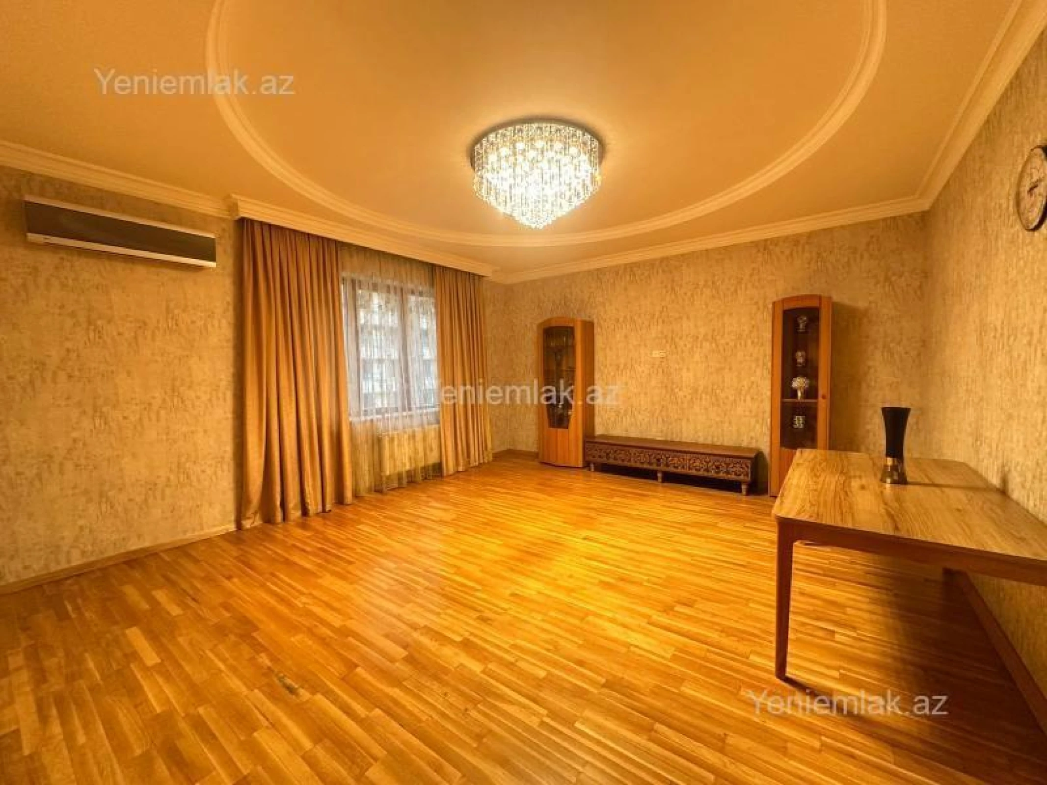 Satılır 3 otaqlı yeni tikili 122 m²