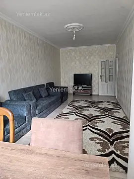 Satılır 4 otaqlı köhnə tikili 100 m²