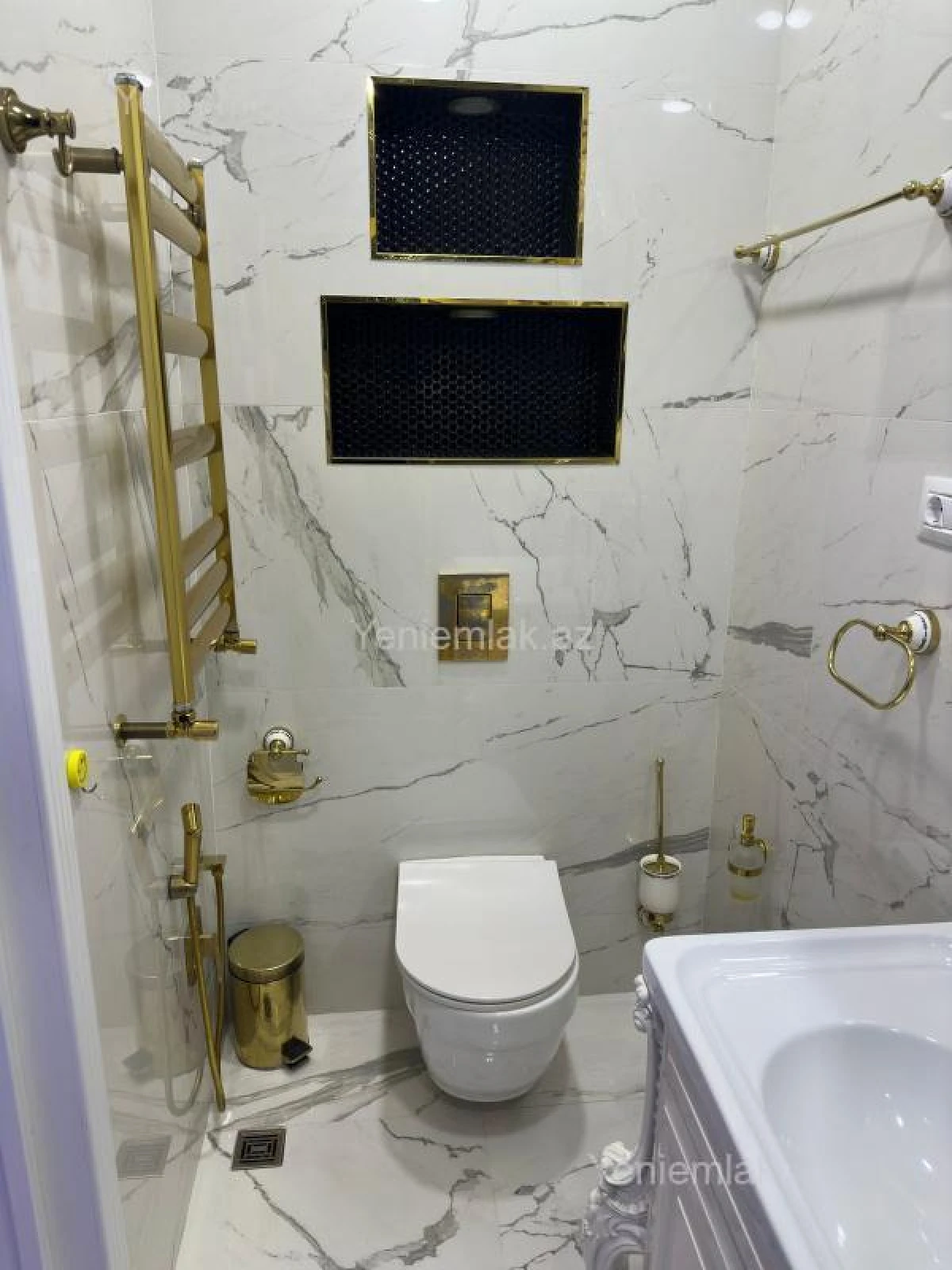 Satılır 3 otaqlı yeni tikili 98 m²