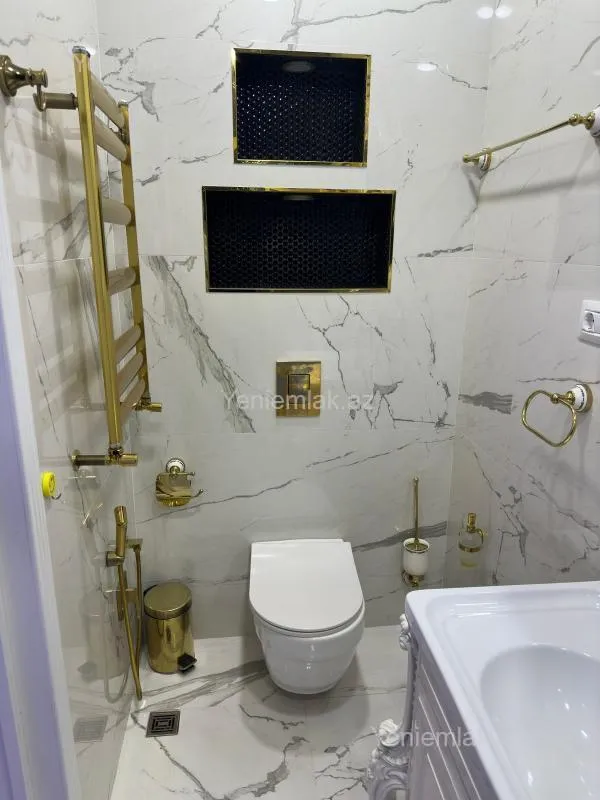 Satılır 3 otaqlı yeni tikili 98 m²