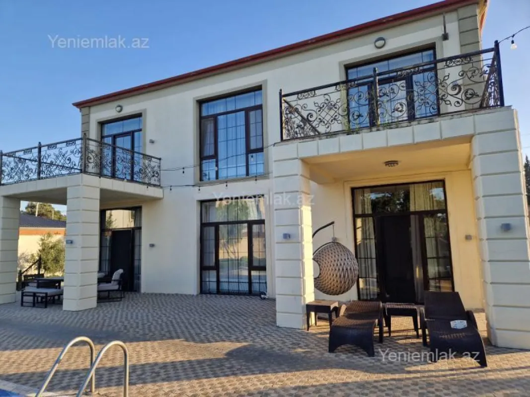 Satılır 4 otaqlı həyət evi 280 m²