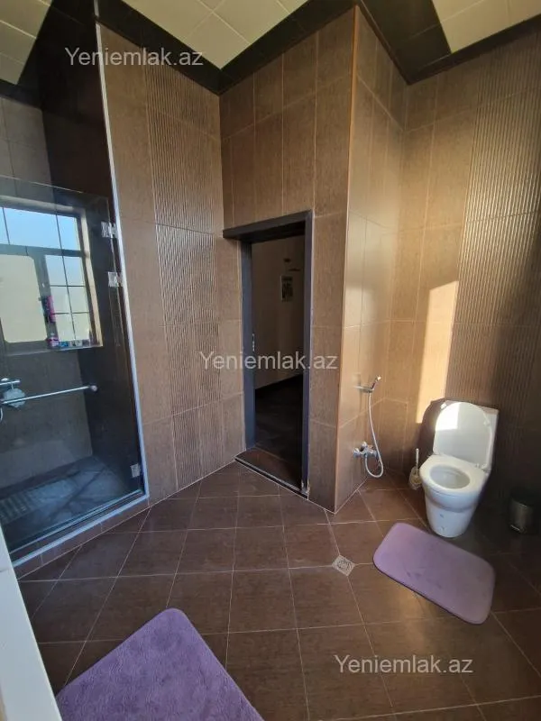 Satılır 4 otaqlı həyət evi 280 m²