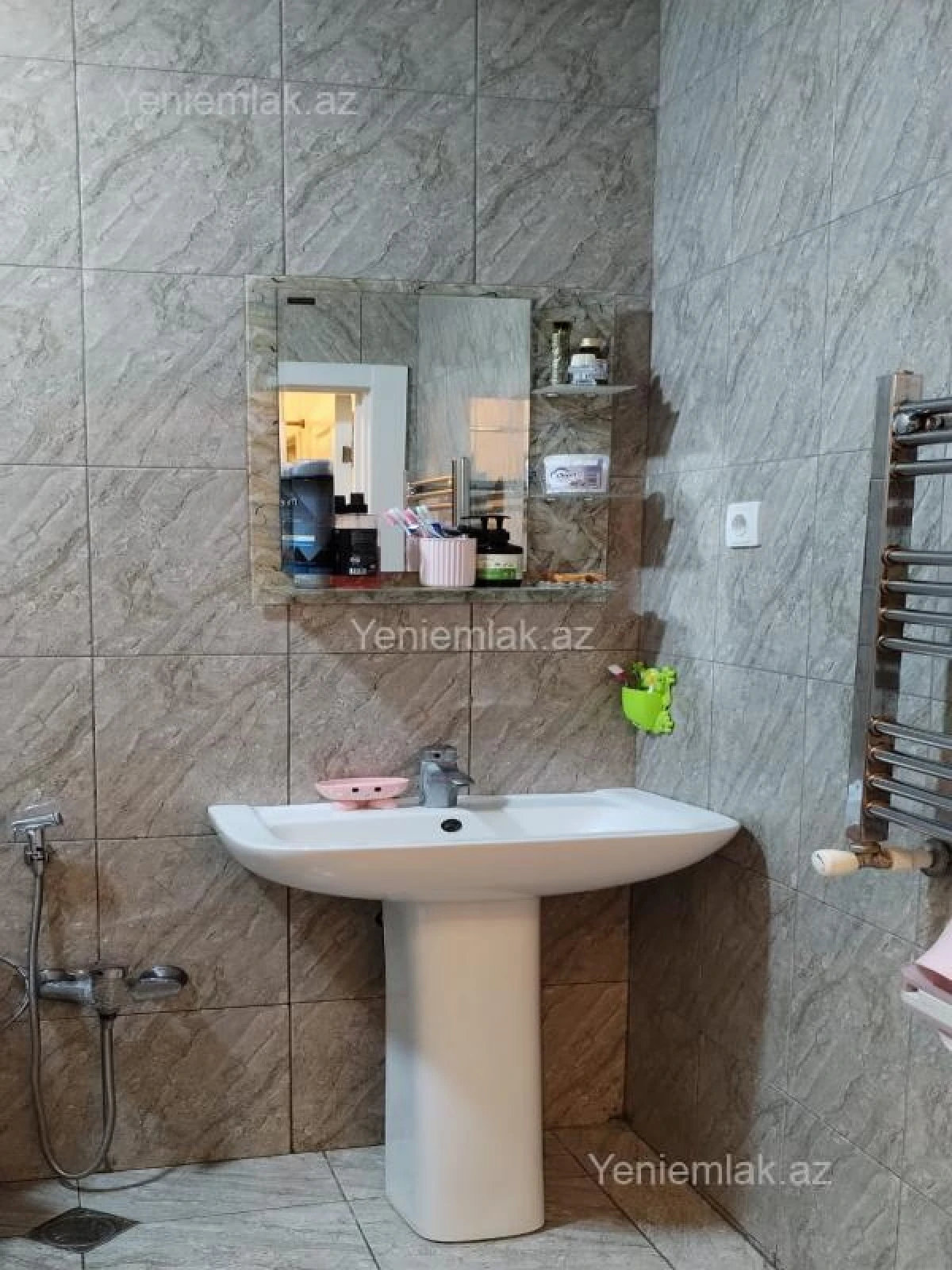 Satılır 2 otaqlı yeni tikili 53.8 m²