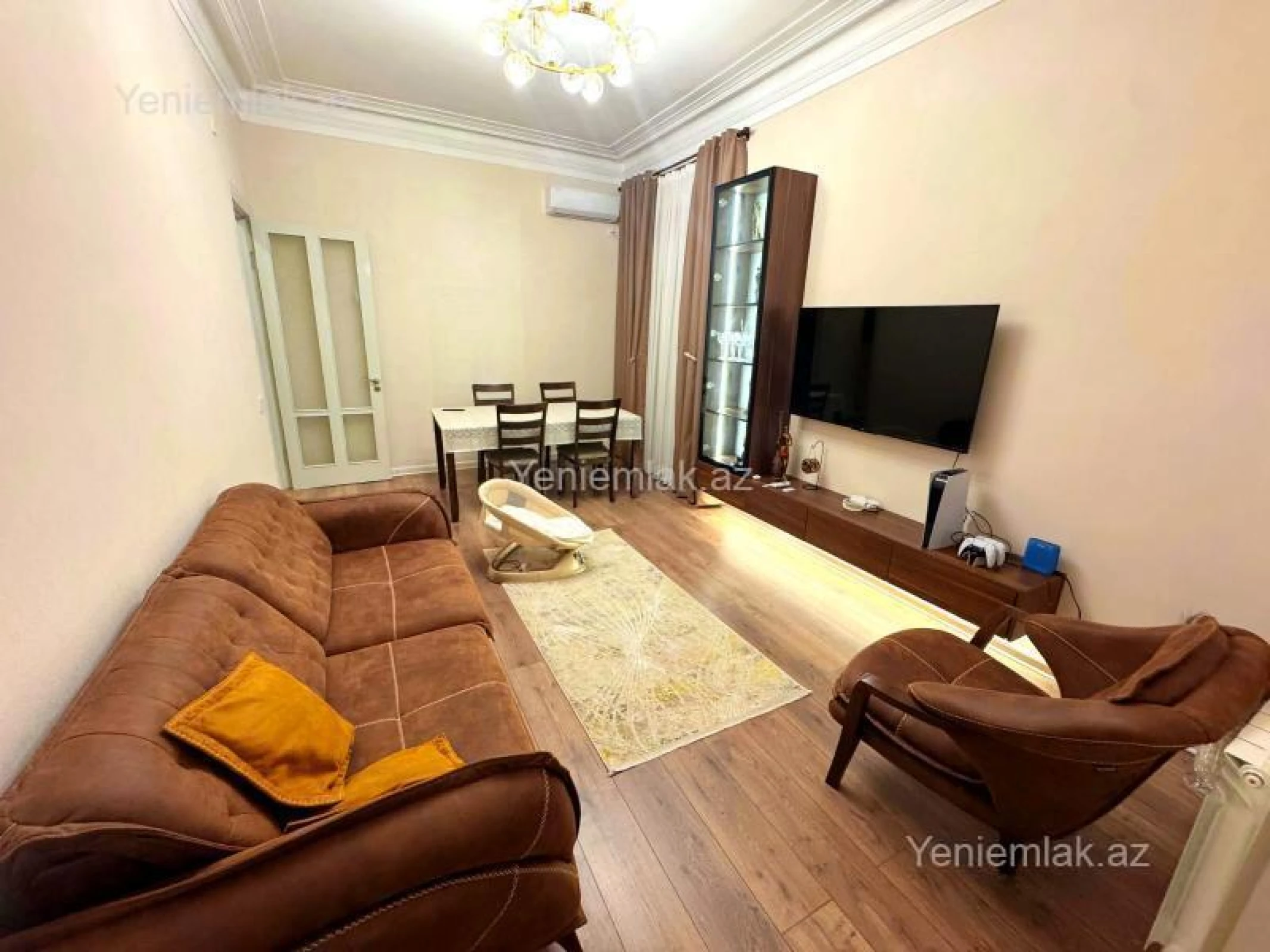Satılır 2 otaqlı köhnə tikili 65.5 m²