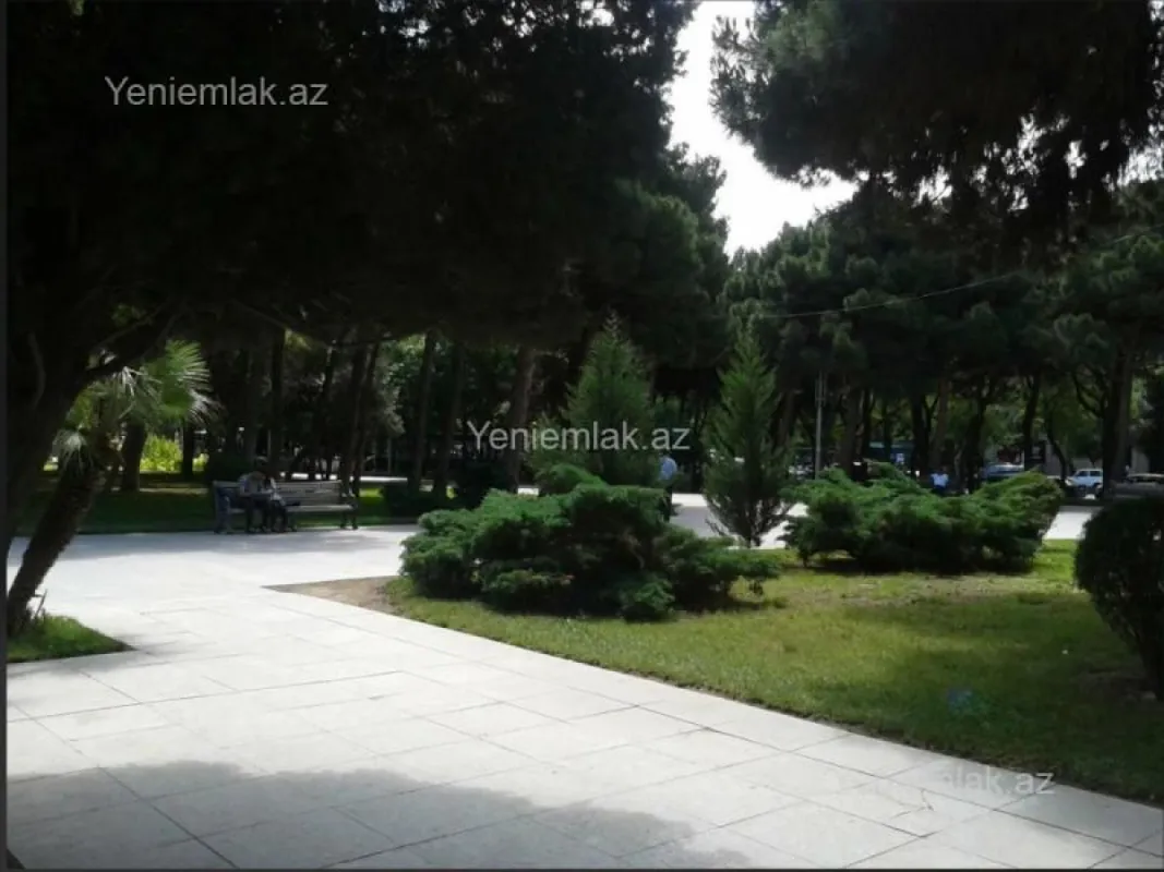 Satılır 2 otaqlı köhnə tikili 65.5 m²