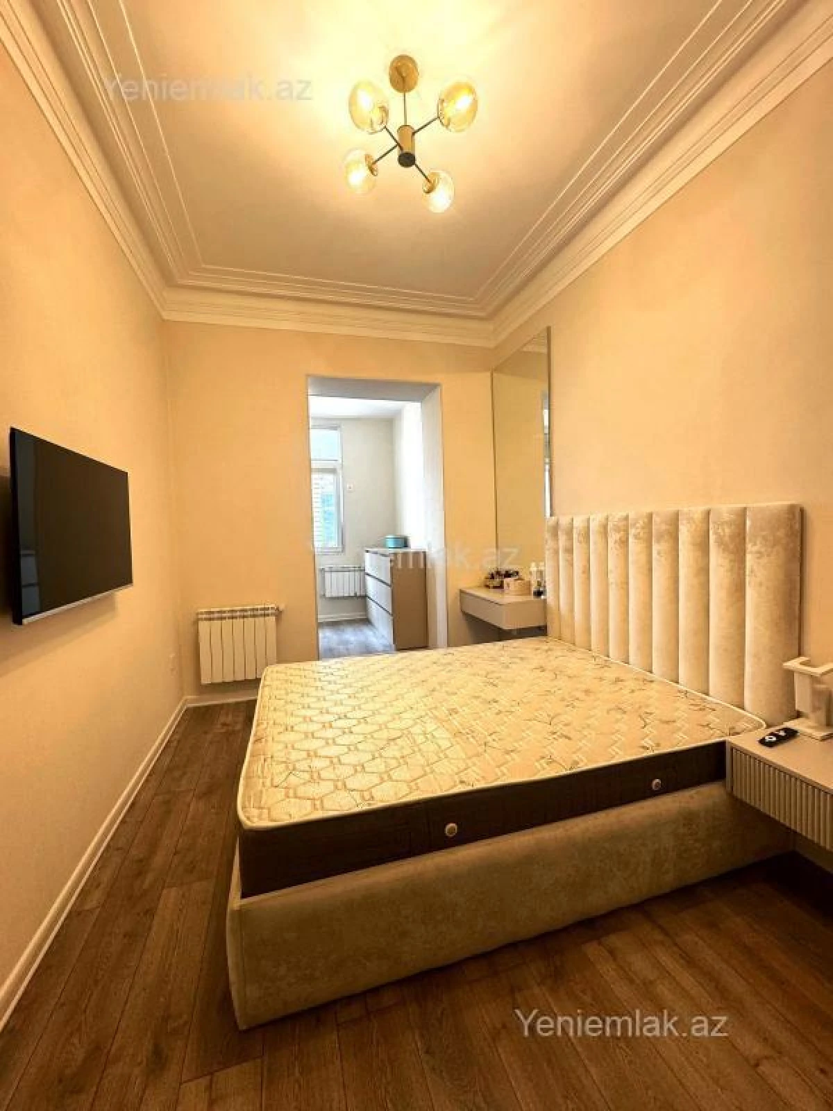 Satılır 2 otaqlı köhnə tikili 65.5 m²