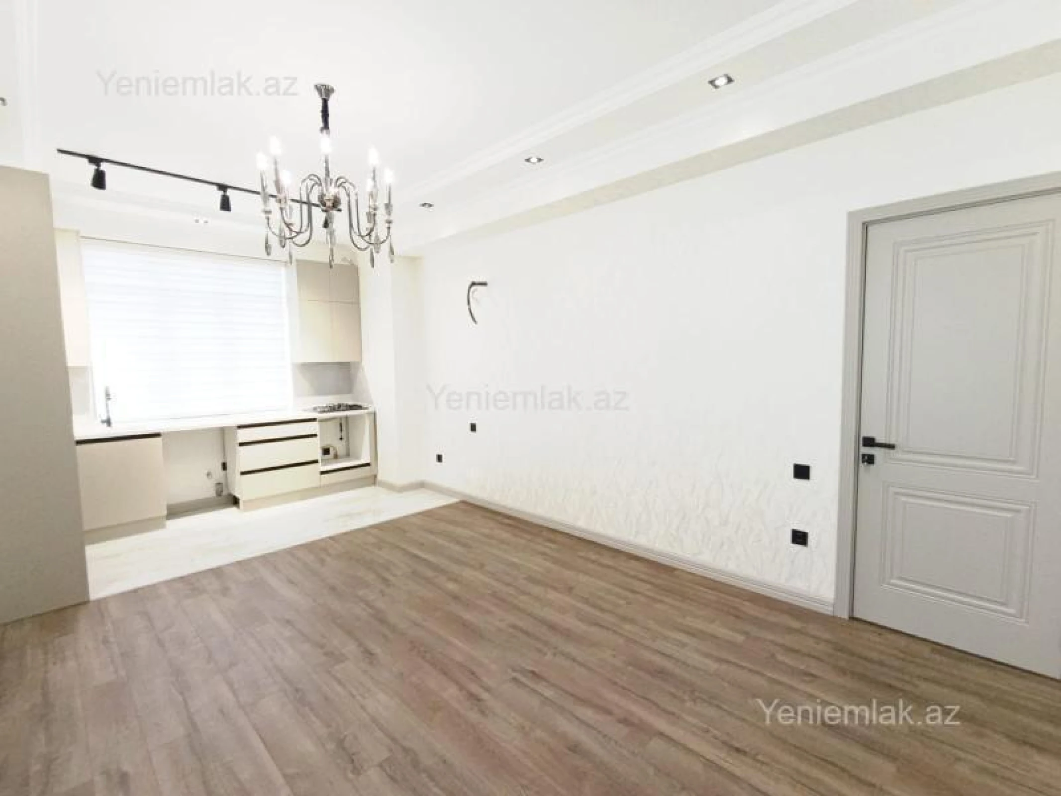 Satılır 3 otaqlı yeni tikili 73 m²