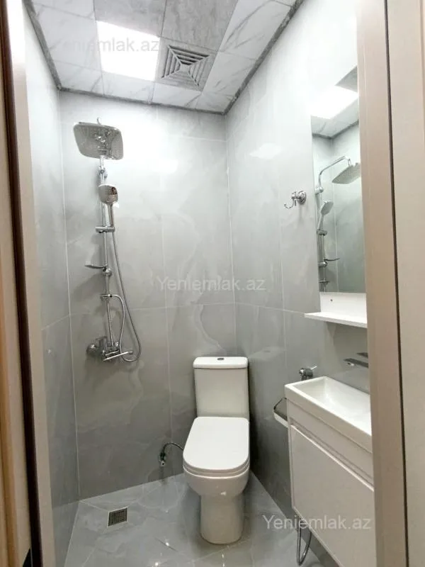 Satılır 3 otaqlı yeni tikili 73 m²