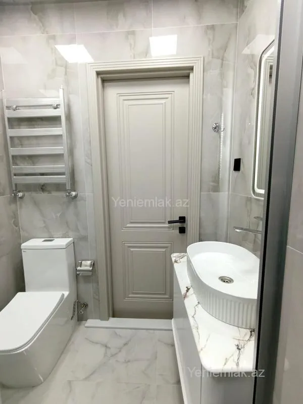 Satılır 3 otaqlı yeni tikili 73 m²