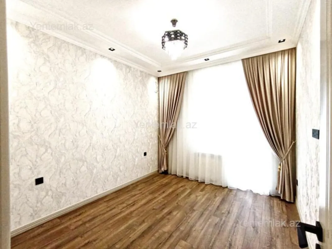 Satılır 3 otaqlı yeni tikili 73 m²