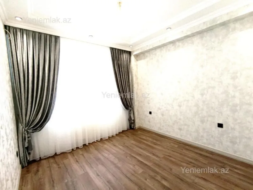 Satılır 3 otaqlı yeni tikili 73 m²