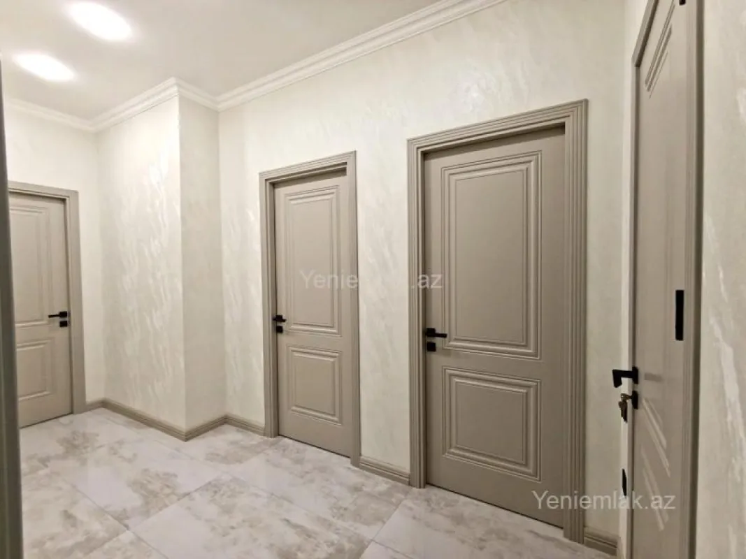 Satılır 3 otaqlı yeni tikili 73 m²