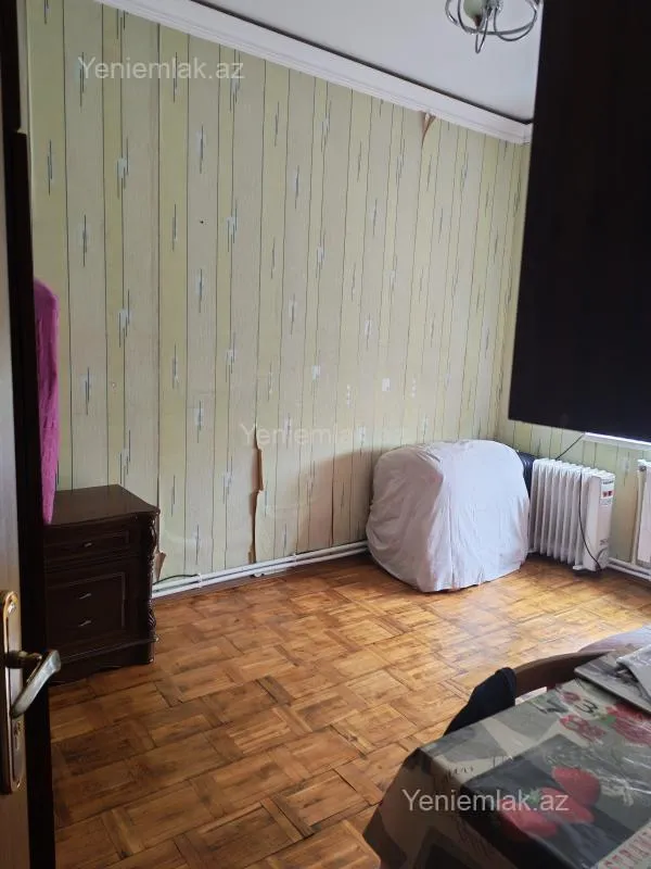 Satılır 3 otaqlı köhnə tikili 68 m²