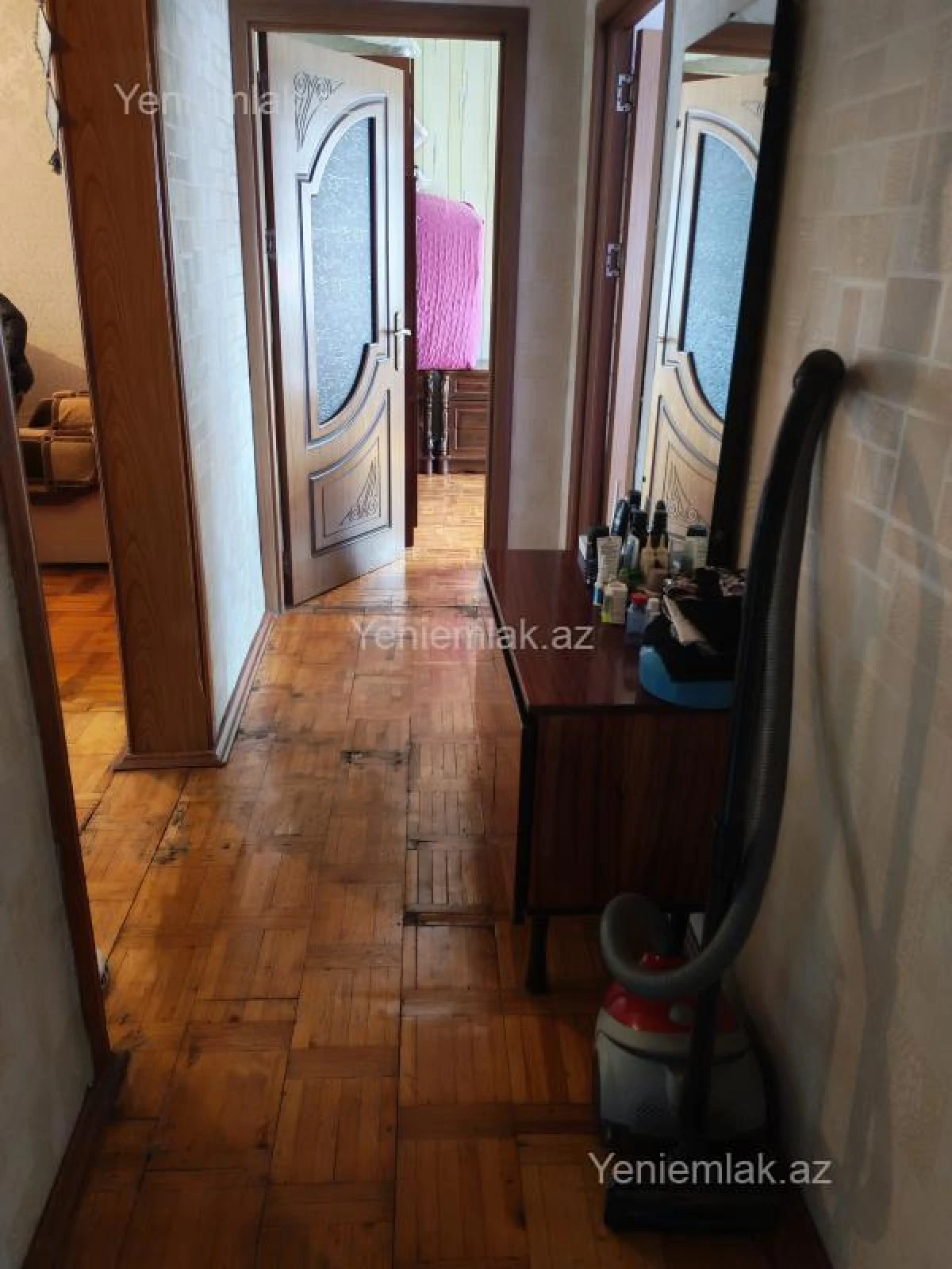 Satılır 3 otaqlı köhnə tikili 68 m²