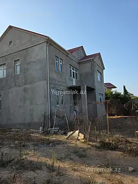 Satılır 6 otaqlı həyət evi 250 m²