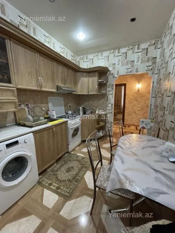 Satılır 3 otaqlı yeni tikili 100 m²