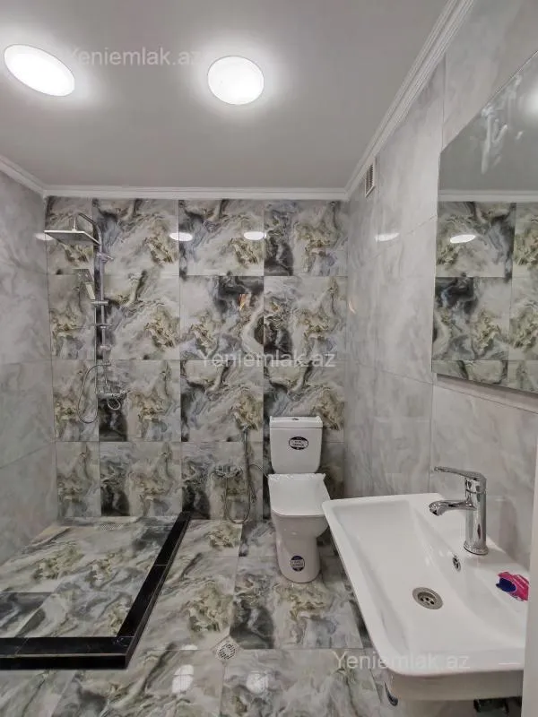 Satılır 3 otaqlı yeni tikili 90 m²